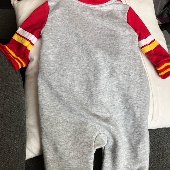 Gryffindor infant coveralls - Picture 7 of 9